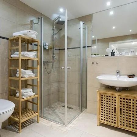 Sunny Island Comfortable *